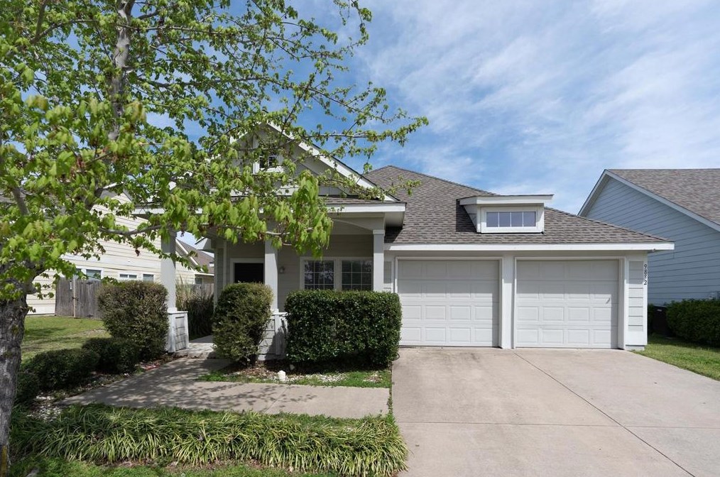 9832 Tanglebrush Dr, Mckinney TX  75070-2848 exterior