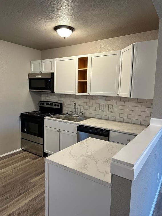 4214 Tacoma St, Dallas TX  75216-6631 exterior