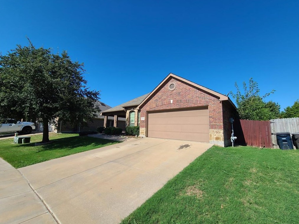 14013 Zippo Way, Haslet TX  76052-3360 exterior