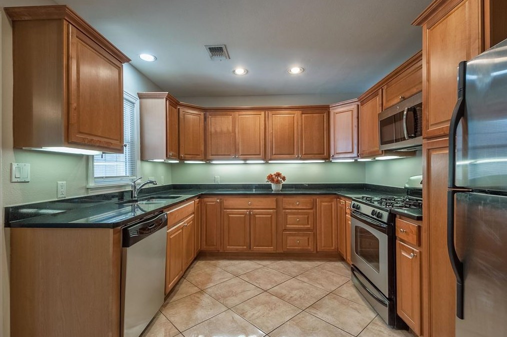 3757 Rockdale Dr, Dallas TX  75220-1863 exterior