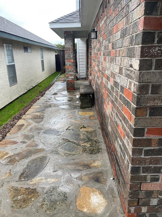 5412 Village Green Dr, Mesquite TX  75150-1212 exterior