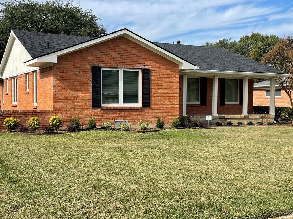 6311 Lange Cir, Dallas TX  75214-2353 exterior