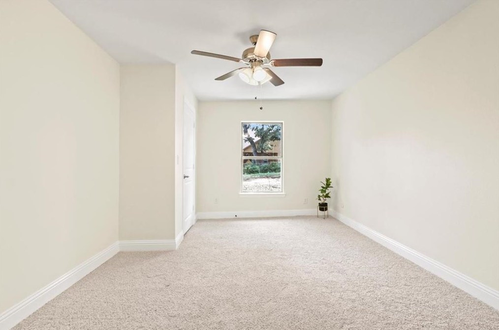 3030 Mecca St, Fort Worth TX  76119-3228 exterior