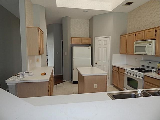 7302 Armstrong Ln, Rowlett TX  75089-3054 exterior