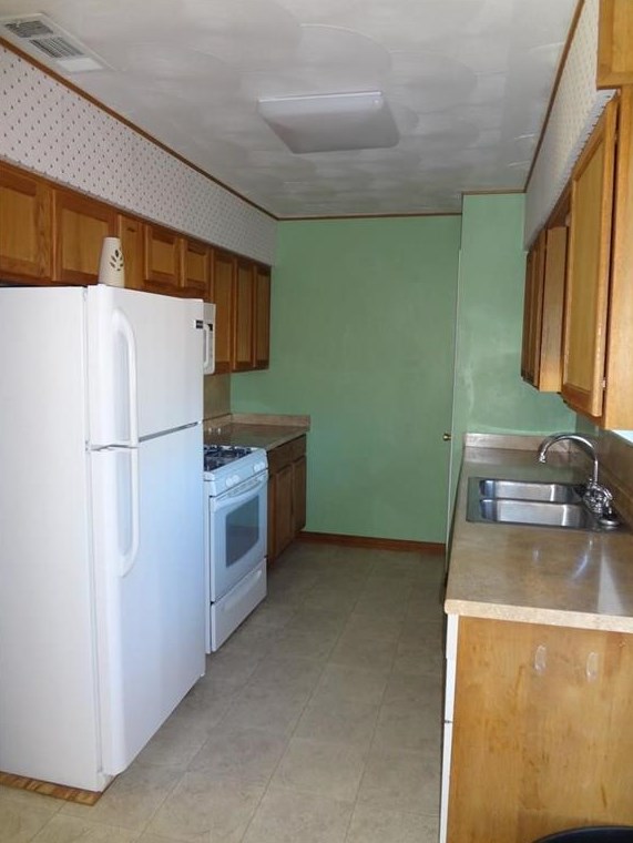 2821 Bamboo St, Mesquite TX  75150-2519 exterior