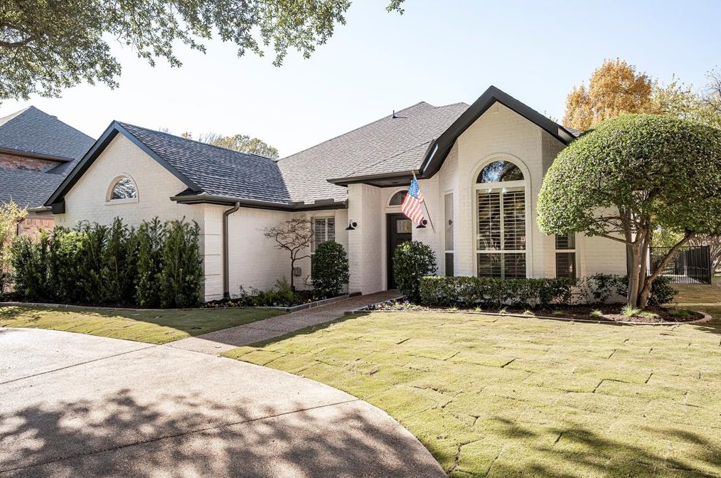1313 Auburn Pl, Plano TX  75093-5047 exterior