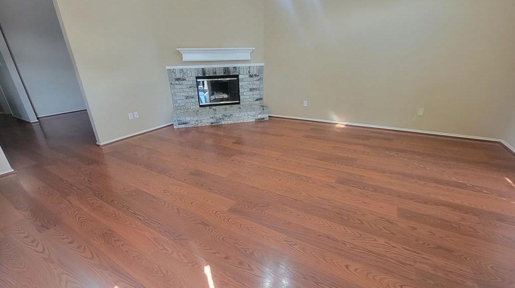 5903 Colebrook Ct, Arlington TX  76017-0516 exterior