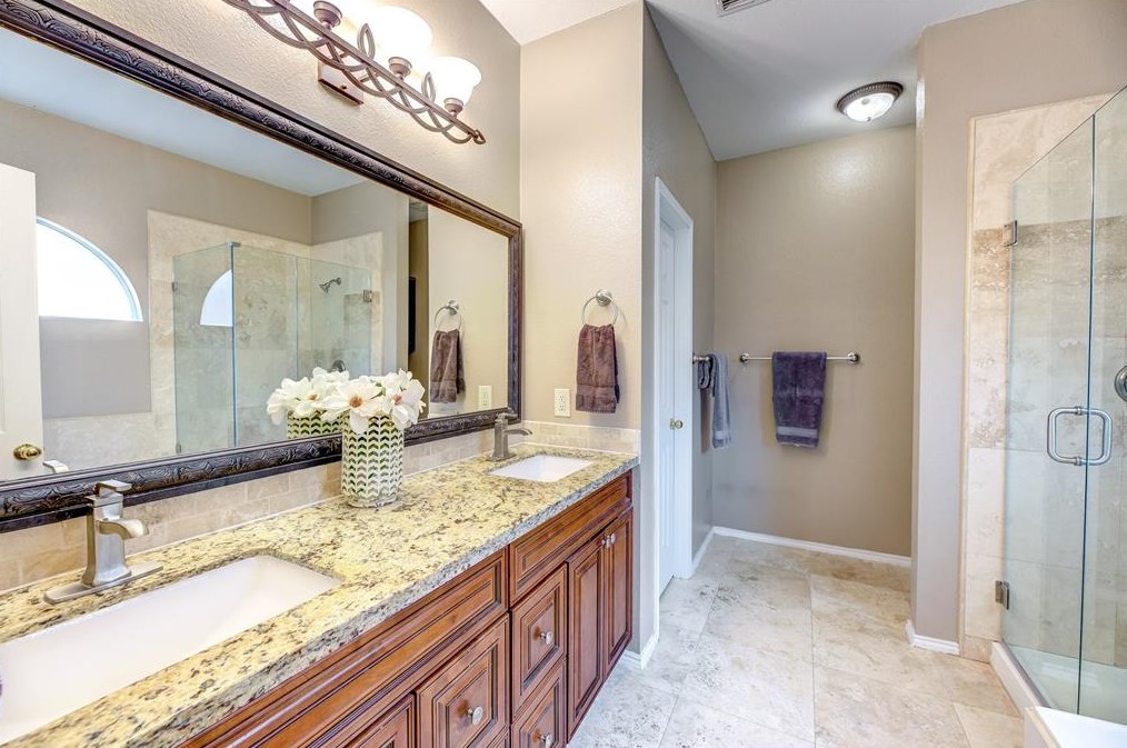 2304 Sheldon Dr, Mckinney TX 75070-2442 exterior