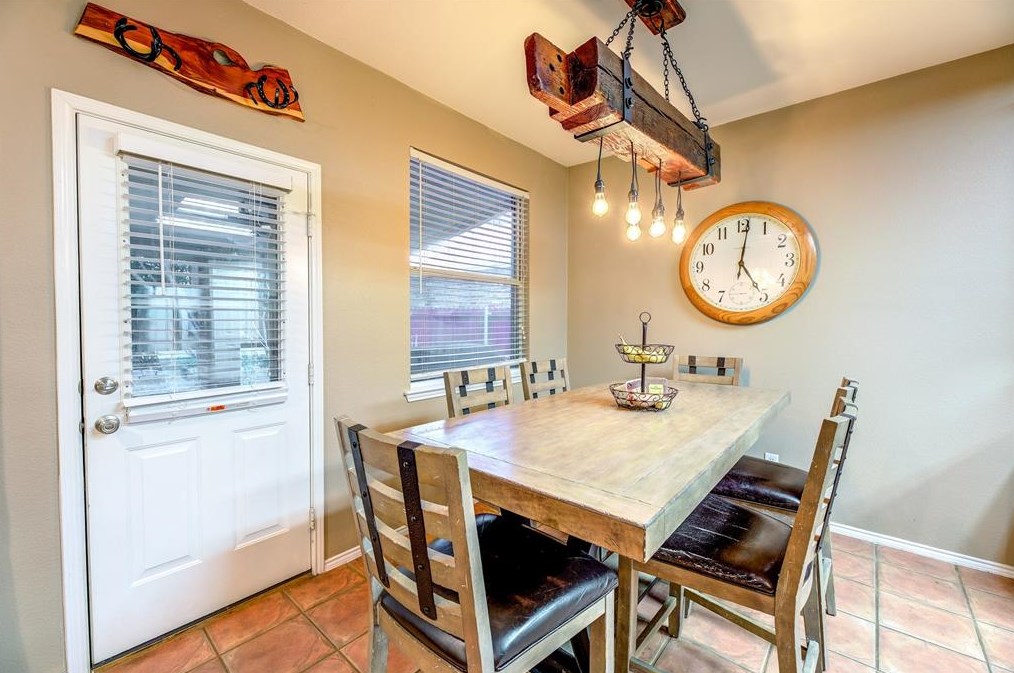 2304 Sheldon Dr, Mckinney TX 75070-2442 exterior