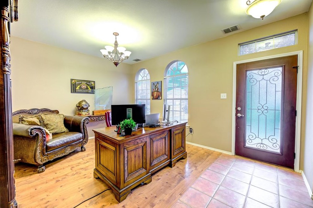 2304 Sheldon Dr, Mckinney TX 75070-2442 exterior