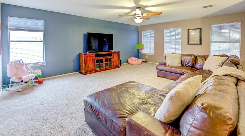 2304 Sheldon Dr, Mckinney TX 75070-2442 exterior