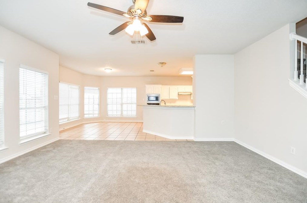 2116 San Simeon Dr, Mesquite TX  75181-4643 exterior