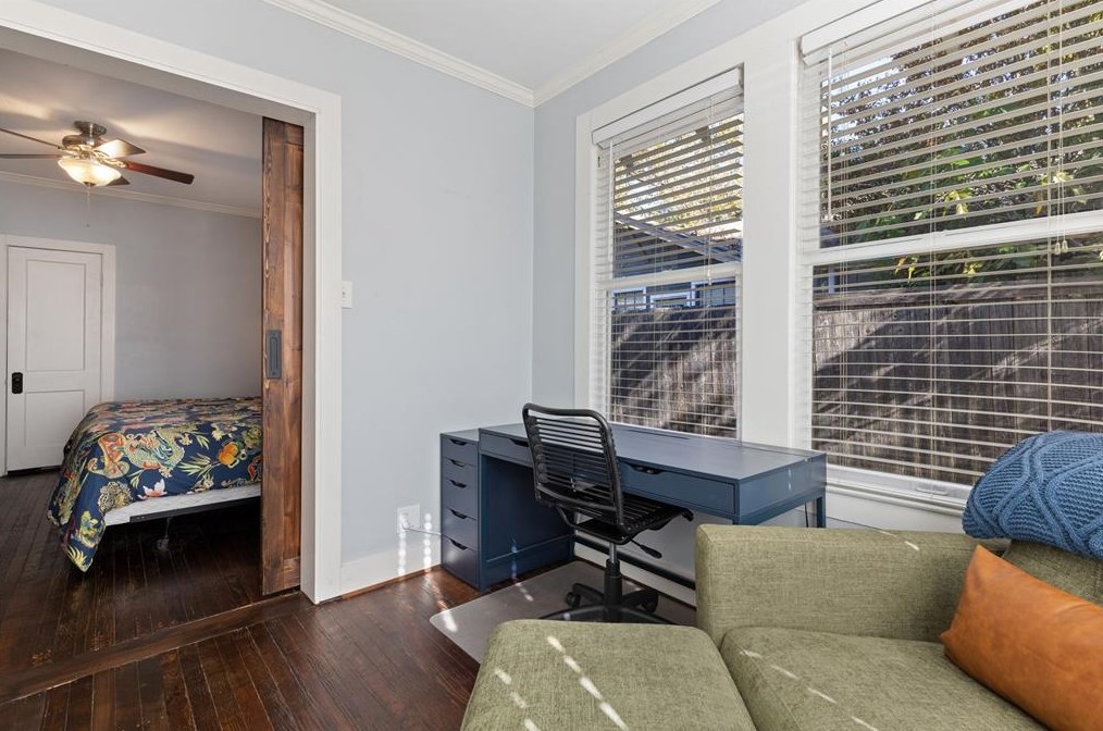 5906 Victor St, Dallas TX 75214-4550 exterior