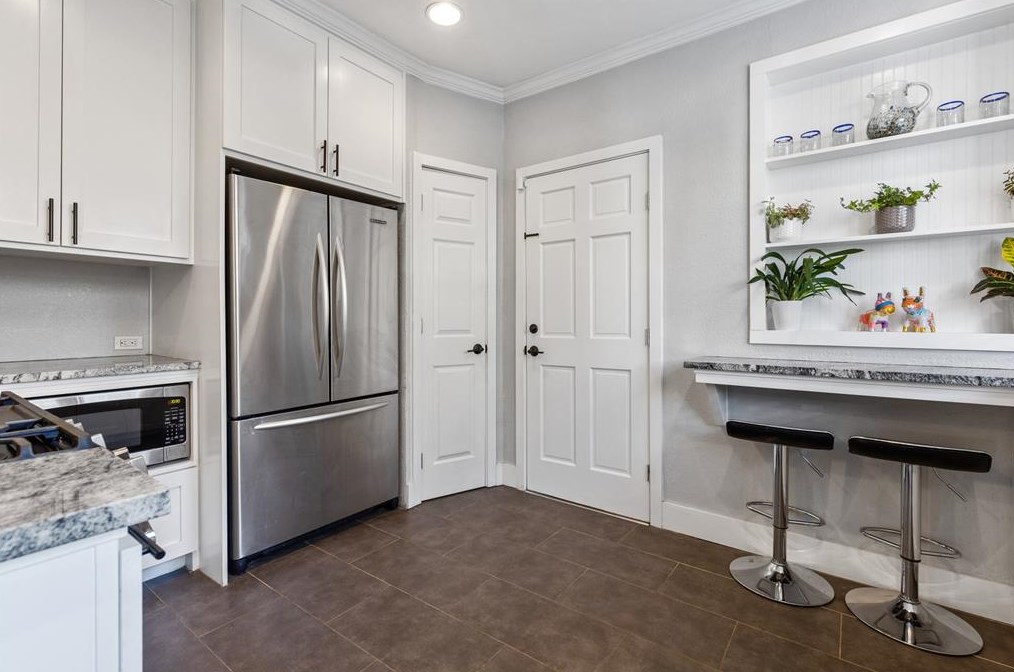 5906 Victor St, Dallas TX 75214-4550 exterior