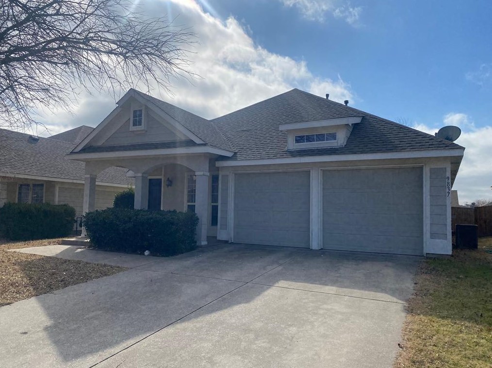 9837 Old Field Dr, Mckinney TX  75070-2814 exterior