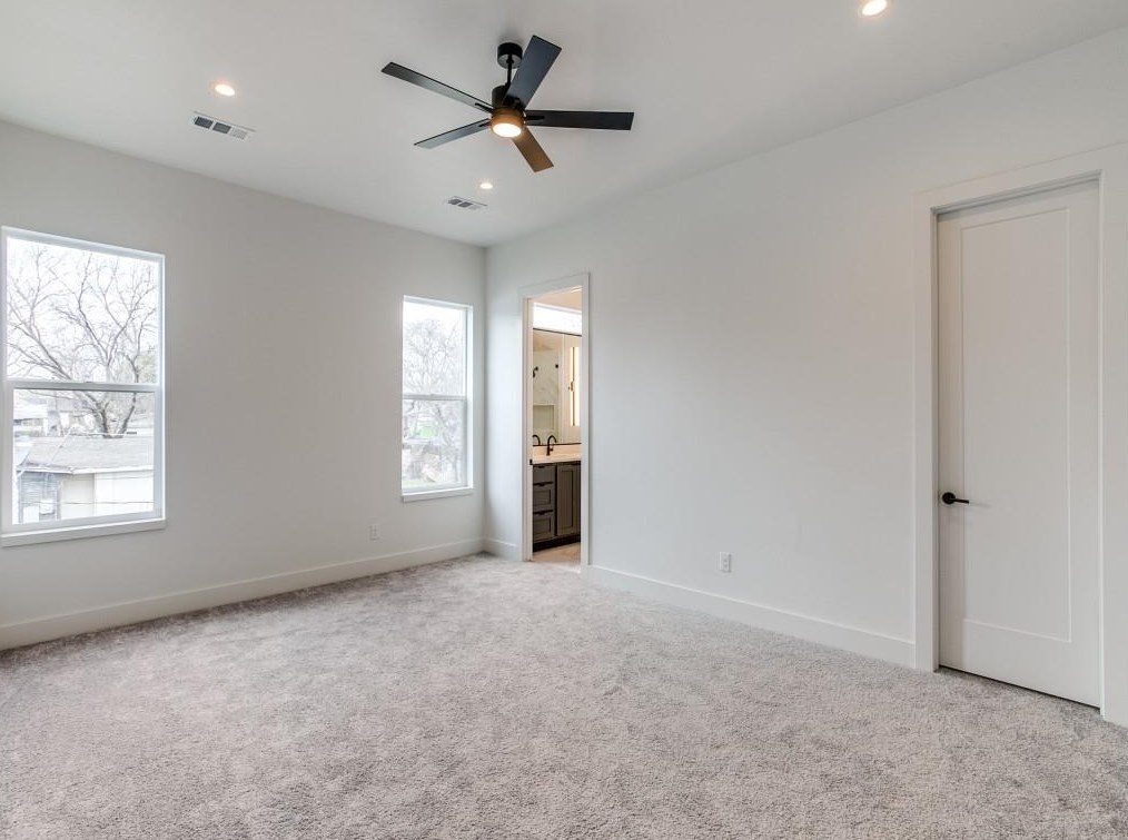 520 Wayne St, Dallas TX  75223-1641 exterior