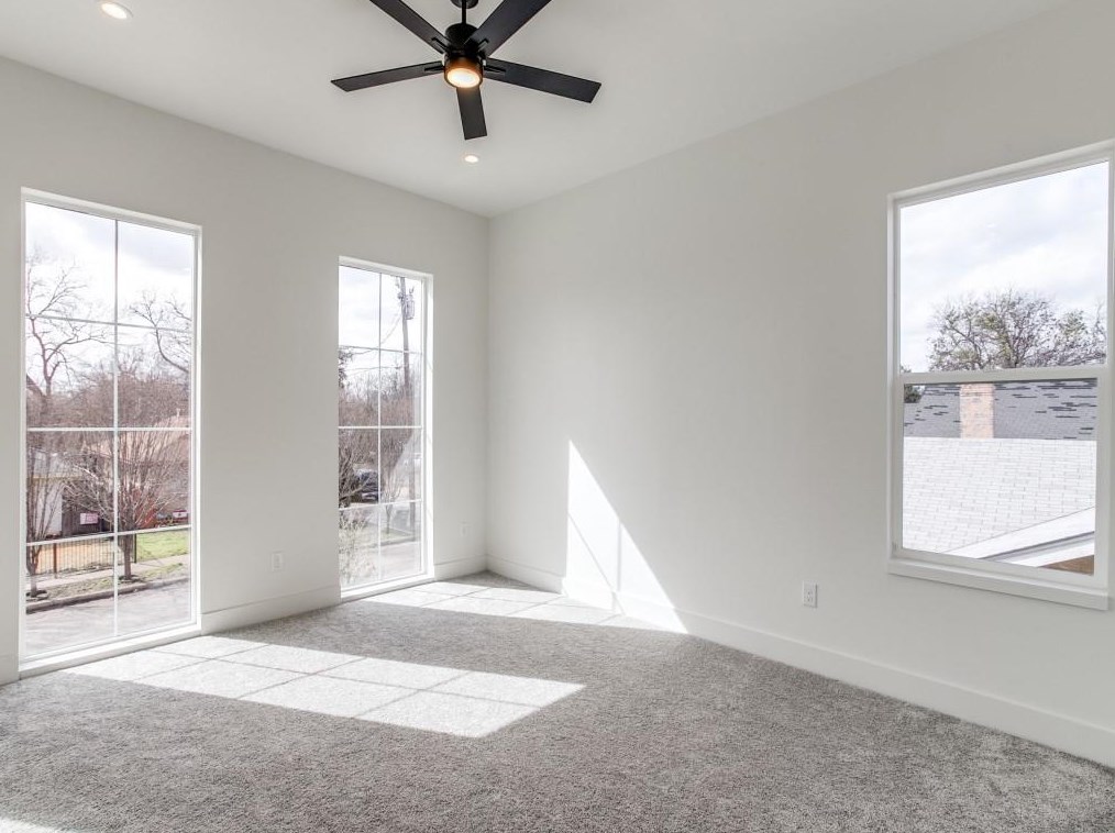 520 Wayne St, Dallas TX  75223-1641 exterior