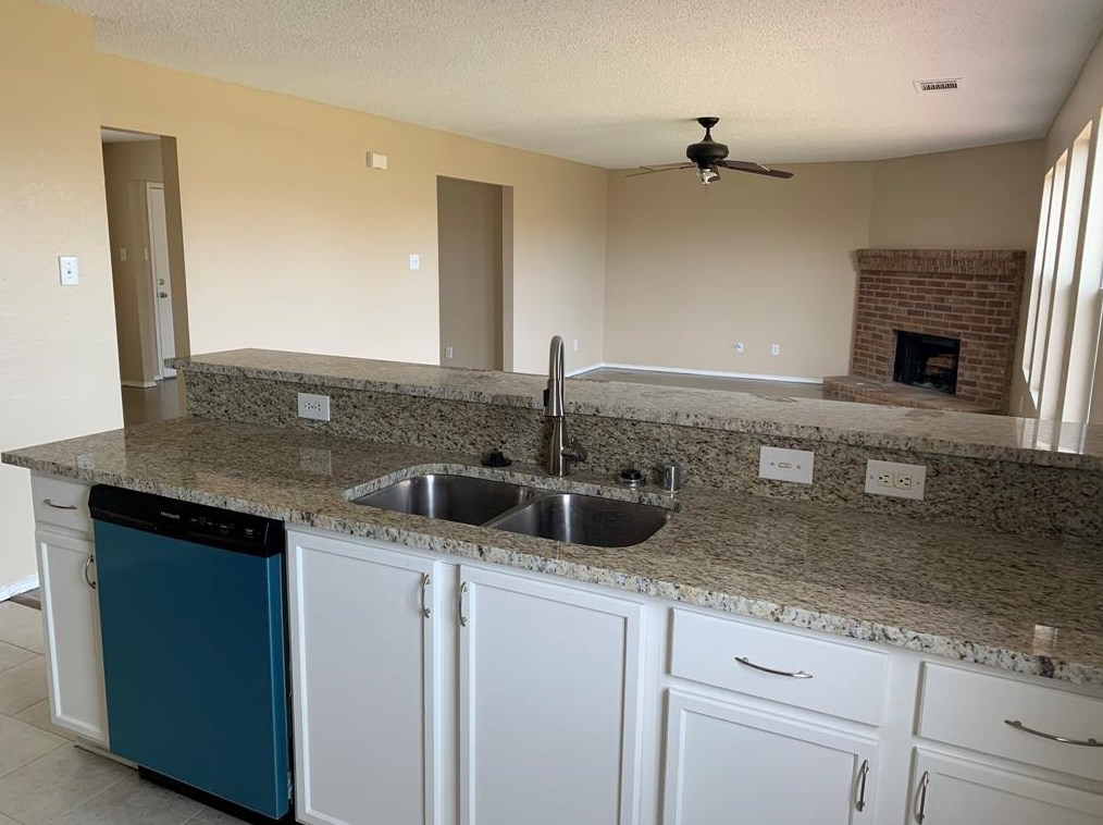 9512 George Bush Dr, Mckinney TX  75070-5807 exterior