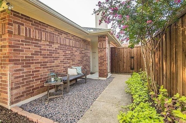 524 Kirkland Dr, Coppell TX  75019-4813 exterior