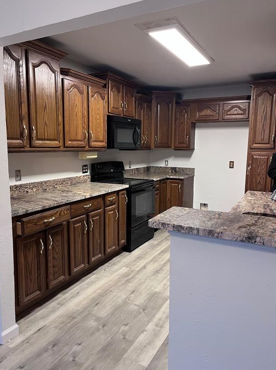 14322 Haymeadow Cir, Dallas TX  75254-8206 exterior