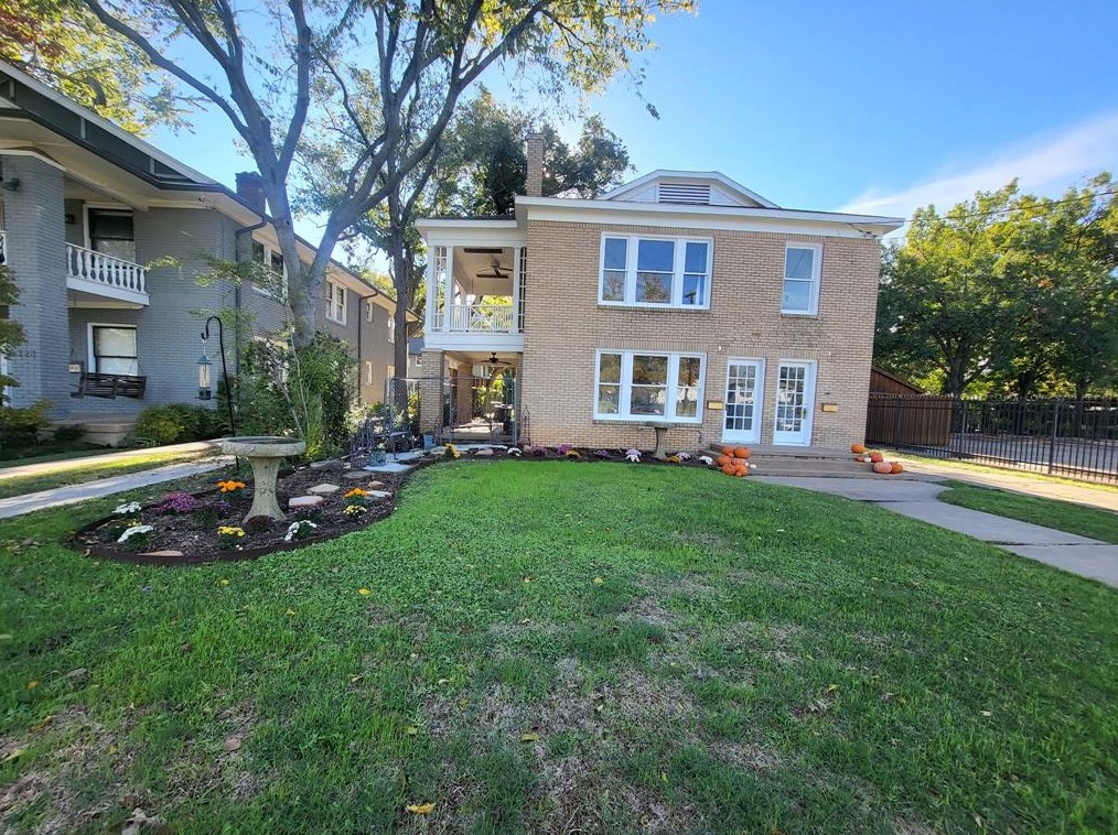 5322 Junius St, Dallas TX  75214-5311 exterior