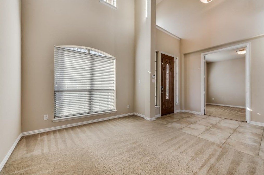 404 Elm Creek Dr, Mckinney TX  75071-5036 exterior