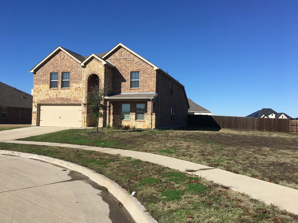 100 Acadia Ln, Forney TX  75126-4212 exterior