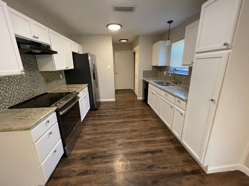 903 Cherrywood Trl, Mesquite TX  75149-5402 exterior