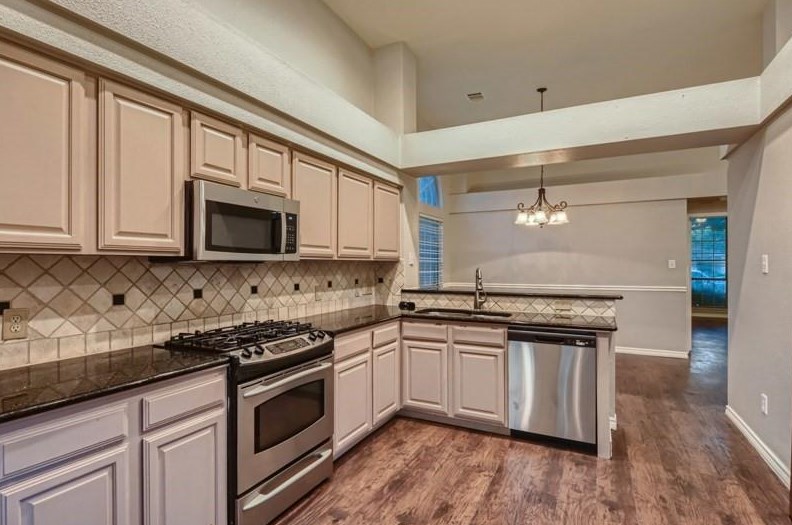 3509 Key Largo Dr, Rowlett TX  75088-8327 exterior