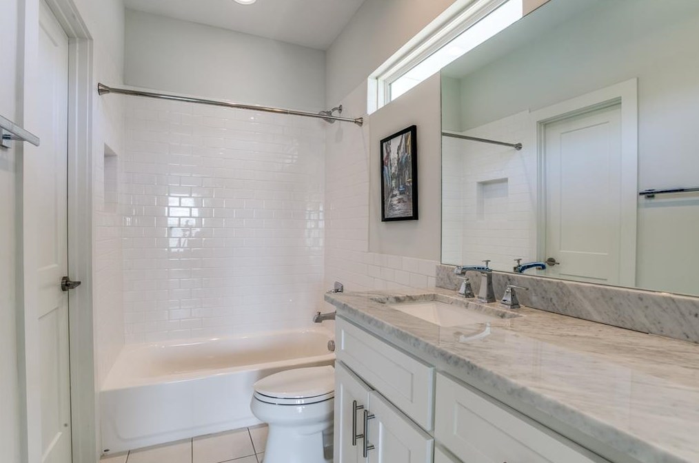 4009 Park Ln, Dallas TX  75231-5931 exterior