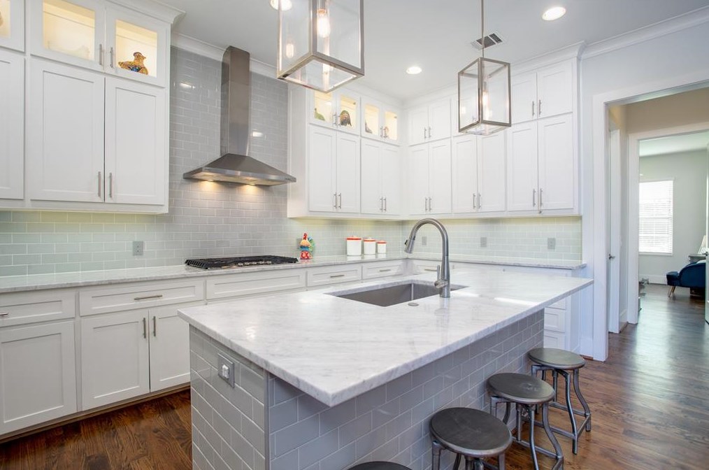 4009 Park Ln, Dallas TX  75231-5931 exterior