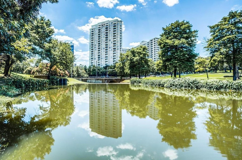 3225 Turtle Creek Blvd, Dallas TX  75219-5407 exterior