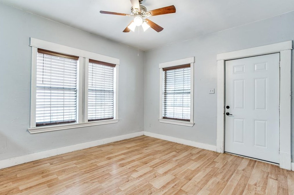 714 Winnetka Ave, Dallas TX  75208-3768 exterior