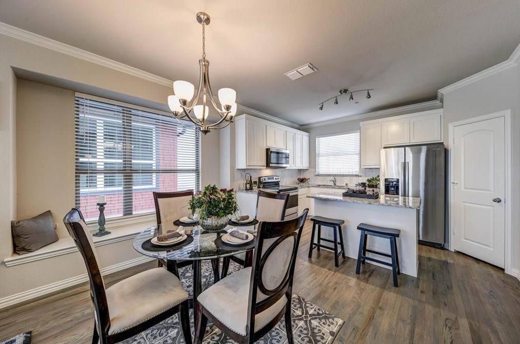 301 Lamar St, Mckinney TX  75069-3843 exterior