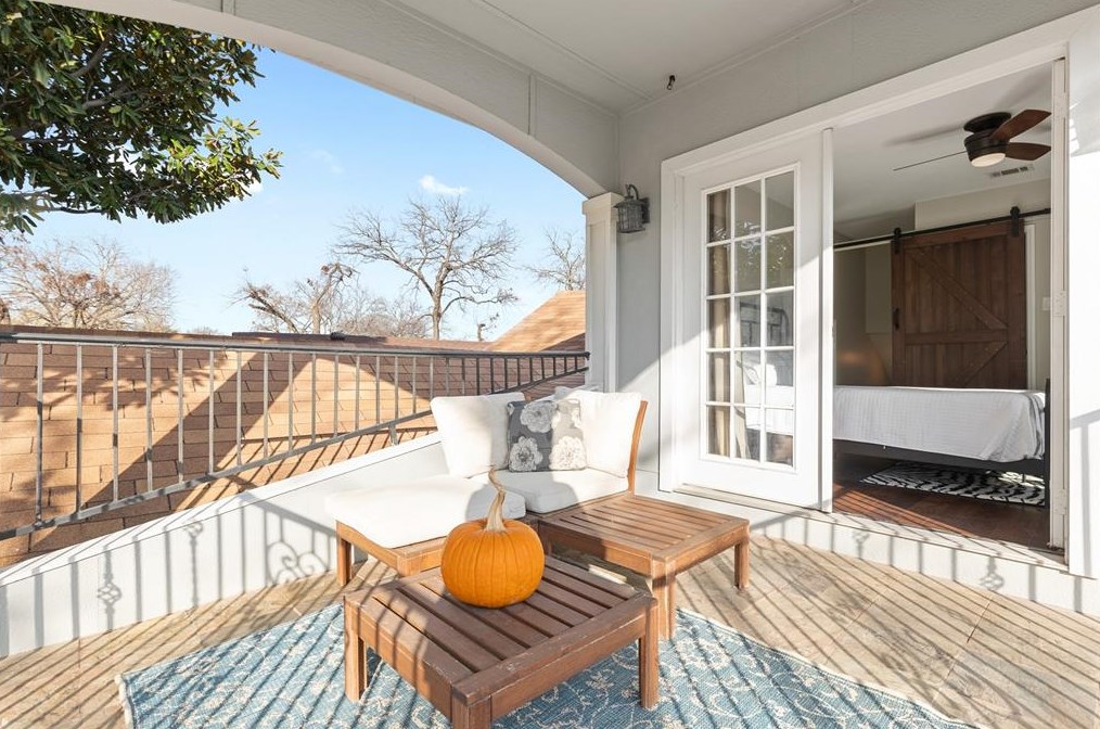 642 Tyler St, Dallas TX 75224-1325 exterior