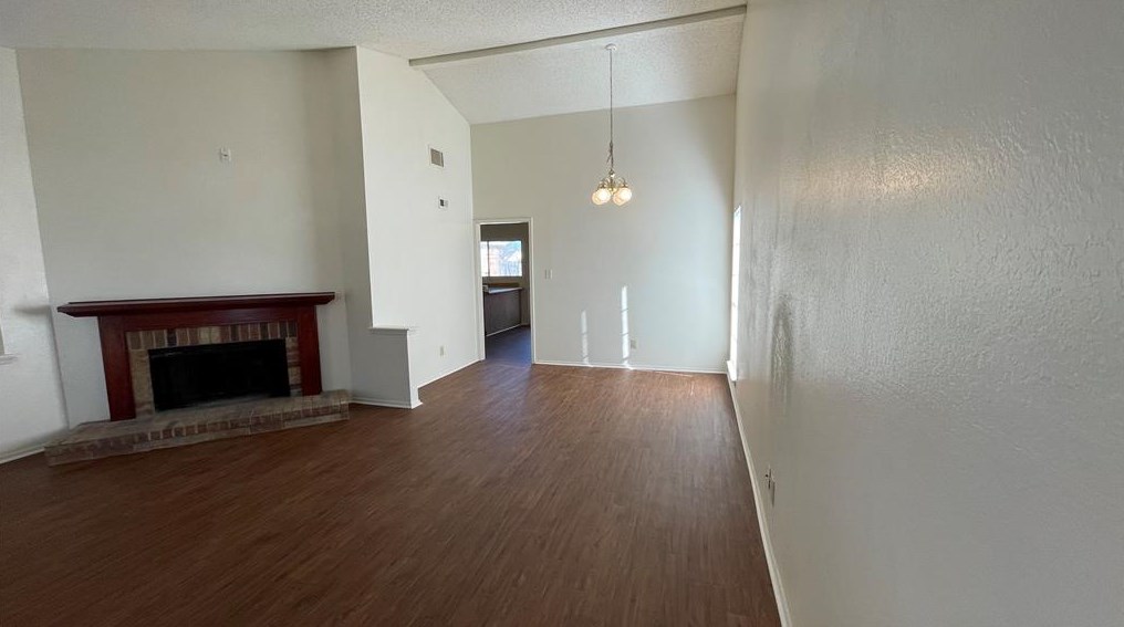 512 Justice St, Cedar Hill TX  75104-2238 exterior