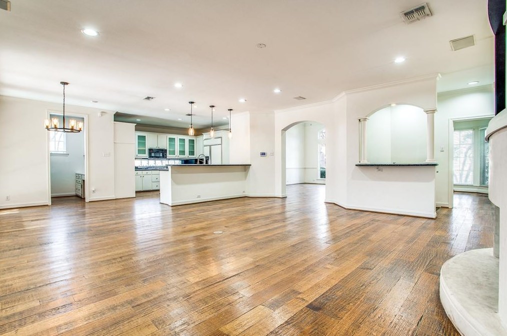 2629 Milton Ave, Dallas TX  75205-1518 exterior