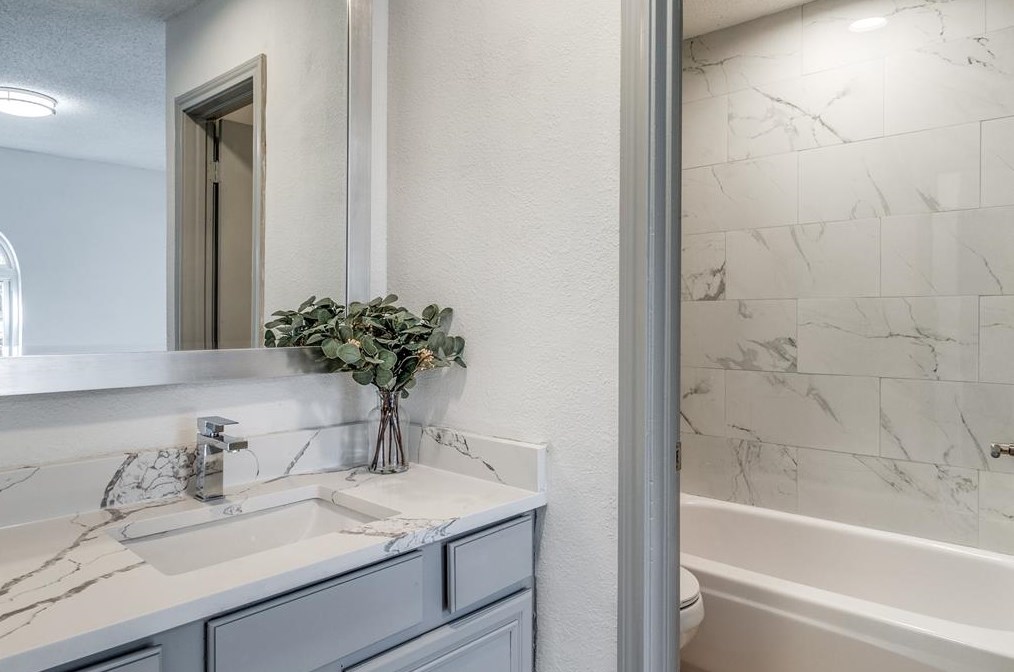 701 Via Del Rey, Mesquite TX 75150-3022 exterior