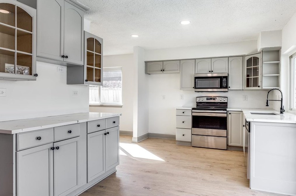 701 Via Del Rey, Mesquite TX 75150-3022 exterior