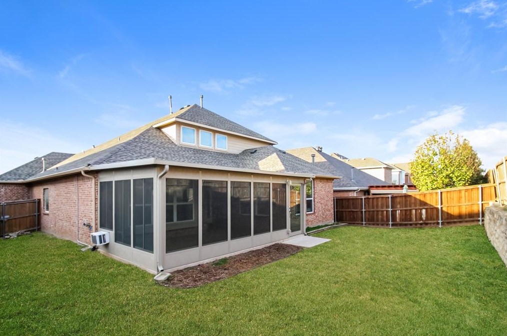 4325 Thorp Ln, Keller TX  76244-5892 exterior