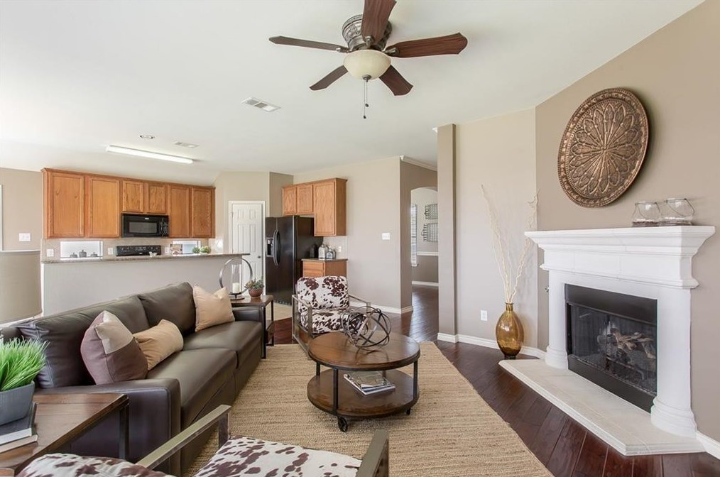 5101 Alpine Meadows Dr, Mckinney TX  75071-6258 exterior