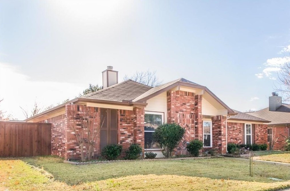 625 Harrison Dr, Coppell TX  75019-2737 exterior