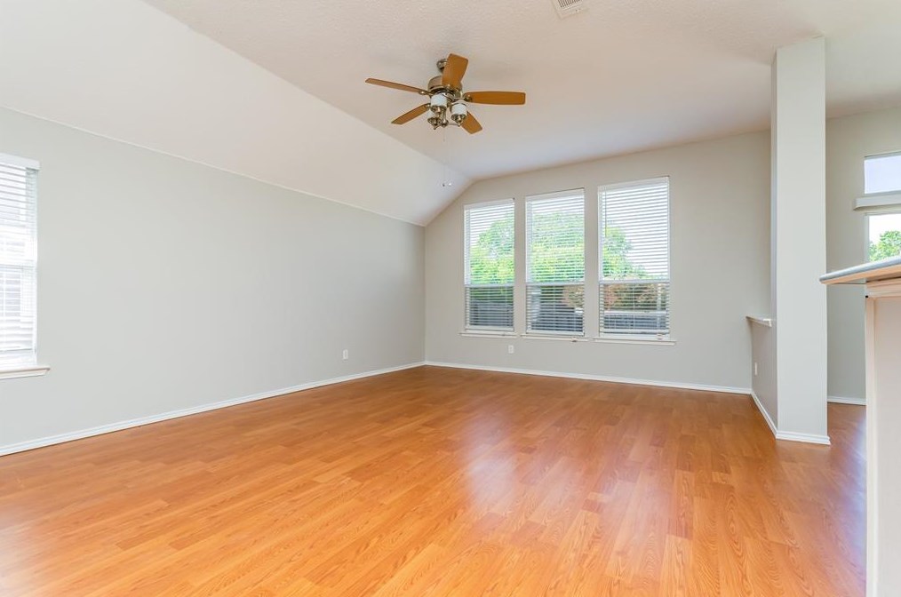 2117 Hickory Ridge Dr, Mesquite TX  75181-2956 exterior