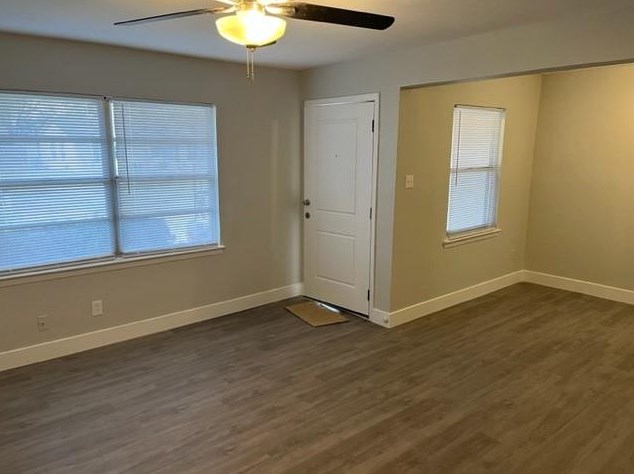 1909 Dorothy Dr, Grand Prairie TX  75051-3707 exterior