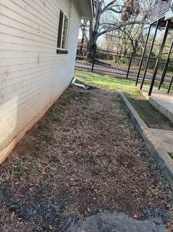 429 Johnson St, Longview TX  75602-4261 exterior