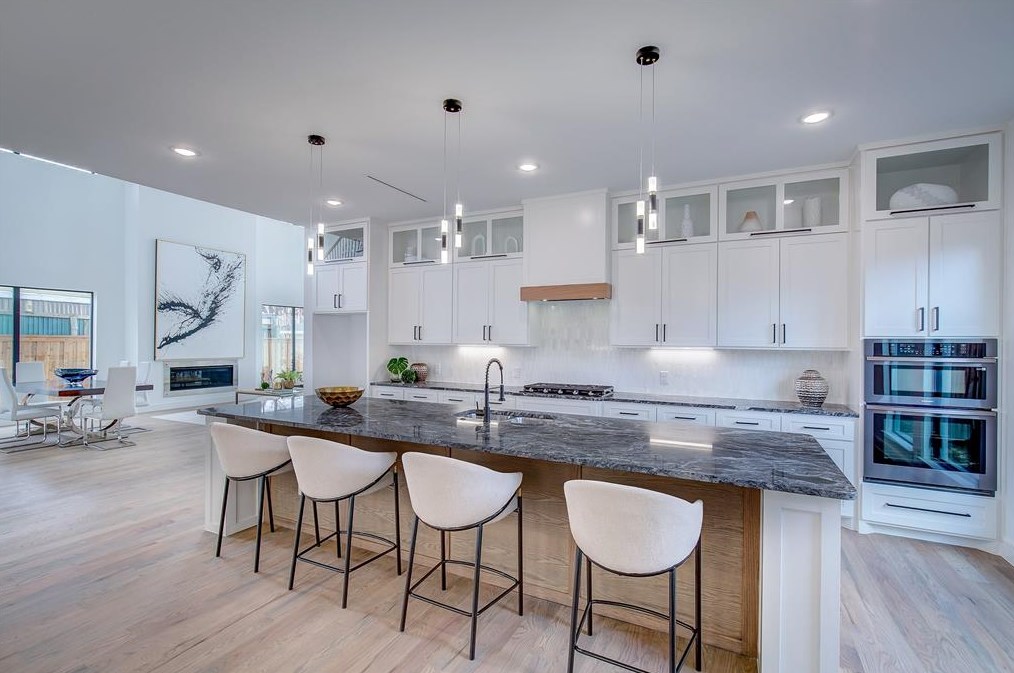 4530 Stigall Dr, Dallas TX 75209-3854 exterior