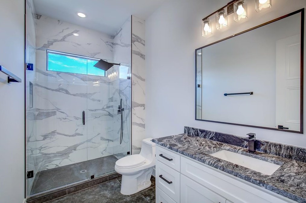 4530 Stigall Dr, Dallas TX 75209-3854 exterior