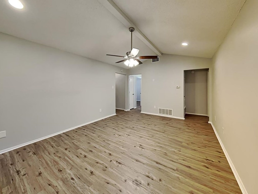 4717 Kristie Dr, Mesquite TX  75180-4233 exterior