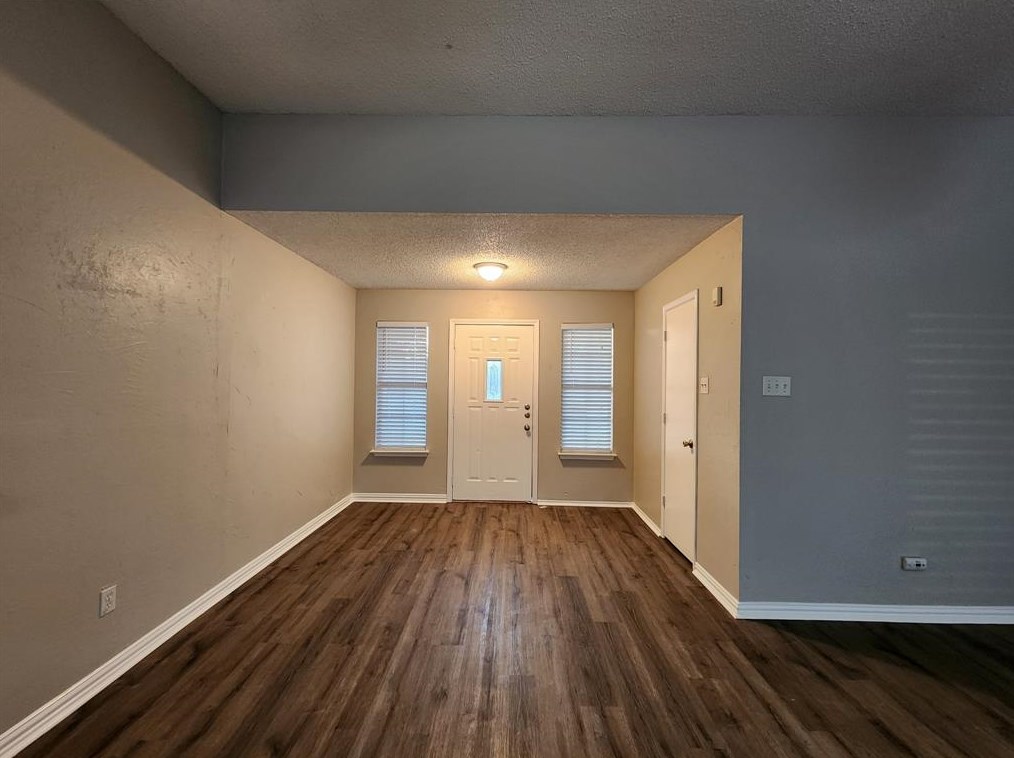 2525 Brushwood Ln, Mesquite TX  75150-4959 exterior