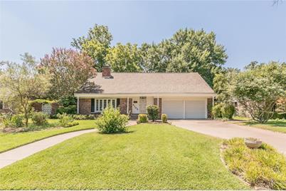 4105 Hartwood Drive - Photo 1